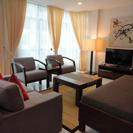 Samsuria Beach Apartment Resort Cherating Bagian luar foto